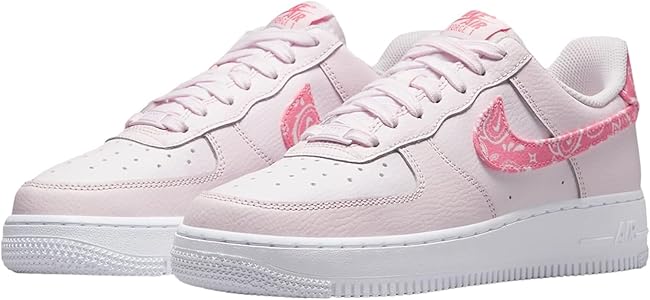 【美品】NIKE AIR FORCE 1 ホワイト ピンク 26cm NIKE 新品 ナイキ WMNS AIR FORCE 1 07 エアフォース1 WHITE